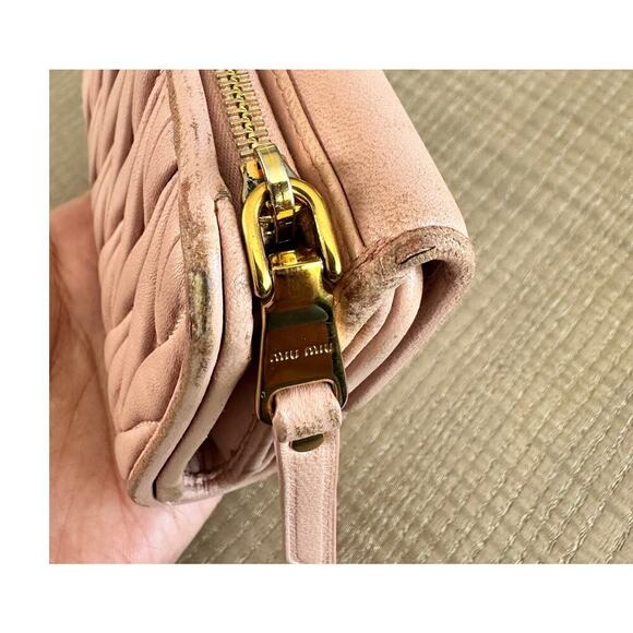 Authentic Miu Miu Matelasse - Pink Blush Leather Trifold Wallet - Picture 9 of 13